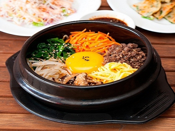 cơm trộn bimbimbap 