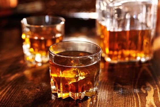 TOP 10 LOẠI RƯỢU WHISKY NỔI TIẾNG VÀ ĐẮT NHẤT THẾ GIỚI 